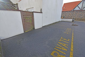 - click for photo gallery